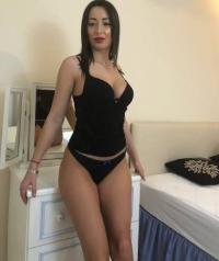 Başakşehir Escort Bayan Filizle Yıldızlar Altında Bir Randevu